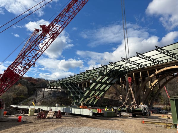 How Pittsburgh Replaced an Interstate Bridge in Less Than a Month